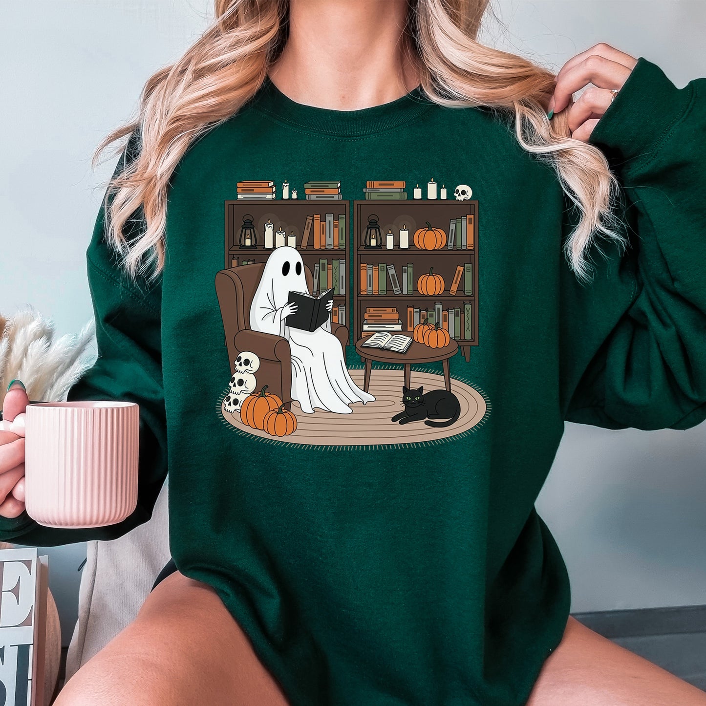 Women's Halloween Cute Ghost Reading Crewneck Sweatshirt