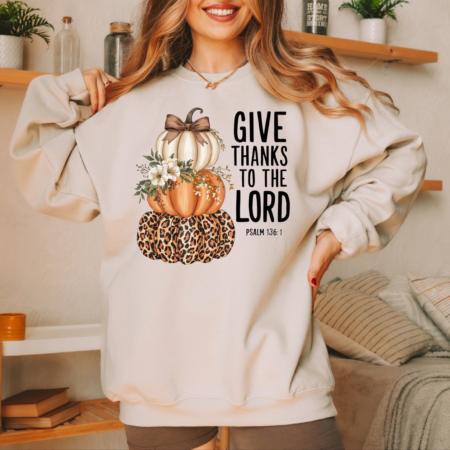 Women's Give Thanks to the Lord Crewneck Sweatshirt