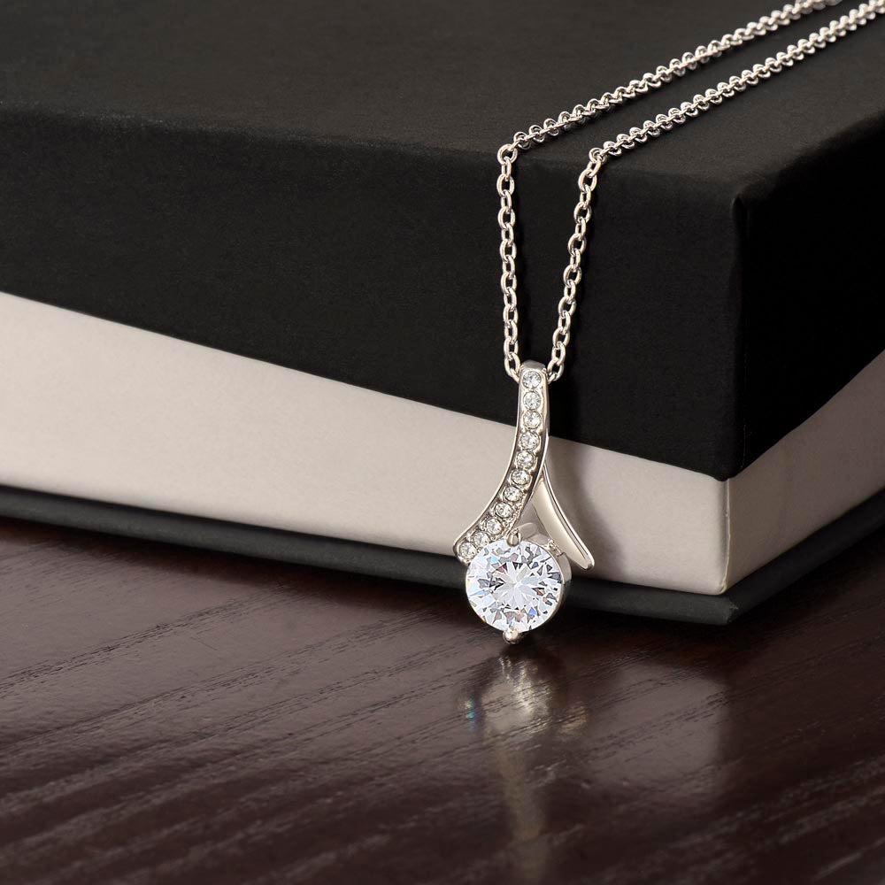To My Mom Roots And Wings Alluring Beauty necklace - What's included: necklace with gift box