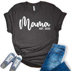Mama Est. 2023 New Mom Pregnant Mom Baby Announcement T-shirt