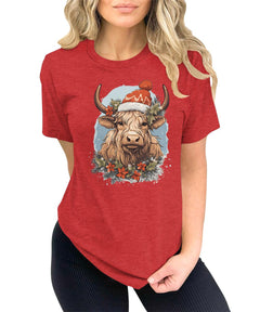 Highland Cow With Christmas Hat Funny Womens Yuletide Season T-shirt